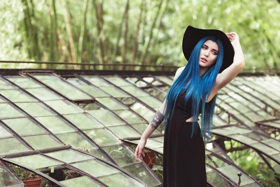 @PimptressCandy 
> Bringing this character back
> Disney Human!Dory
> Looking for descriptive and kickass SLs  
> Crossovers loved!