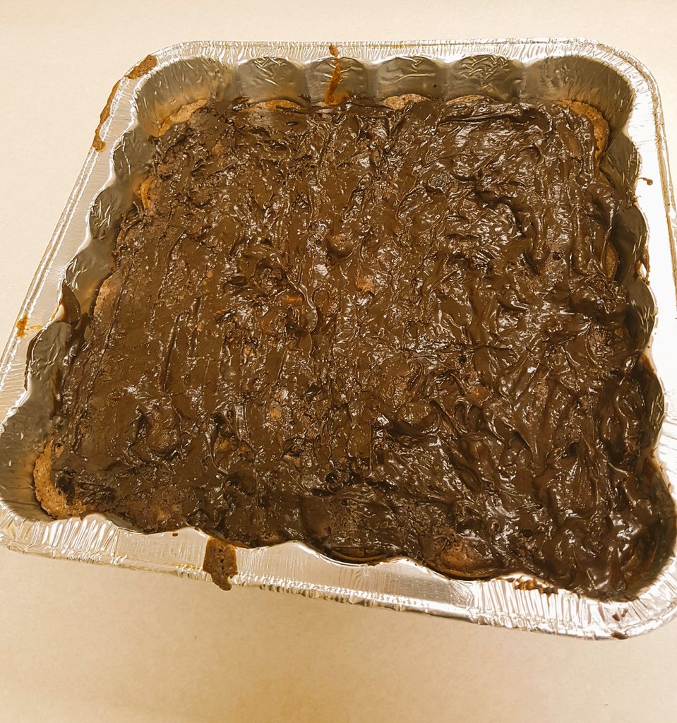 Ms_Manary's tweet photo. Grd 12 HFA4U practical component of final exam is delish! @MikeAbram6 @SCDSB_Schools #MexicanFood #zucchinibrownies https://t.co/oSW5FwU1LX