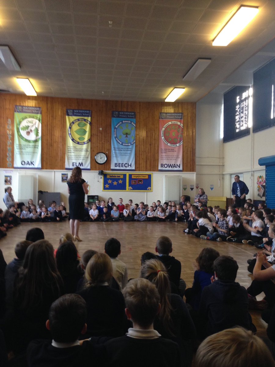 Southwood_PS's tweet photo. Wonderful effort from all competitors for Burns day. Congratulations to all our winners &amp; thanks also to P5/6 for their country dancing. 👏👏 https://t.co/RWgtWfg2ua