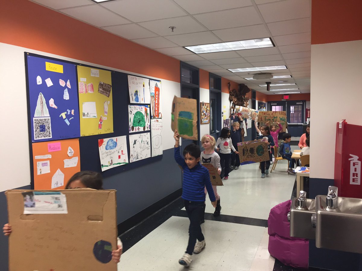 tclark210's tweet photo. 5K spreading the word on how to take action and why we should care about our planet. @AIS_Eagles https://t.co/FHdIS2Y8TL