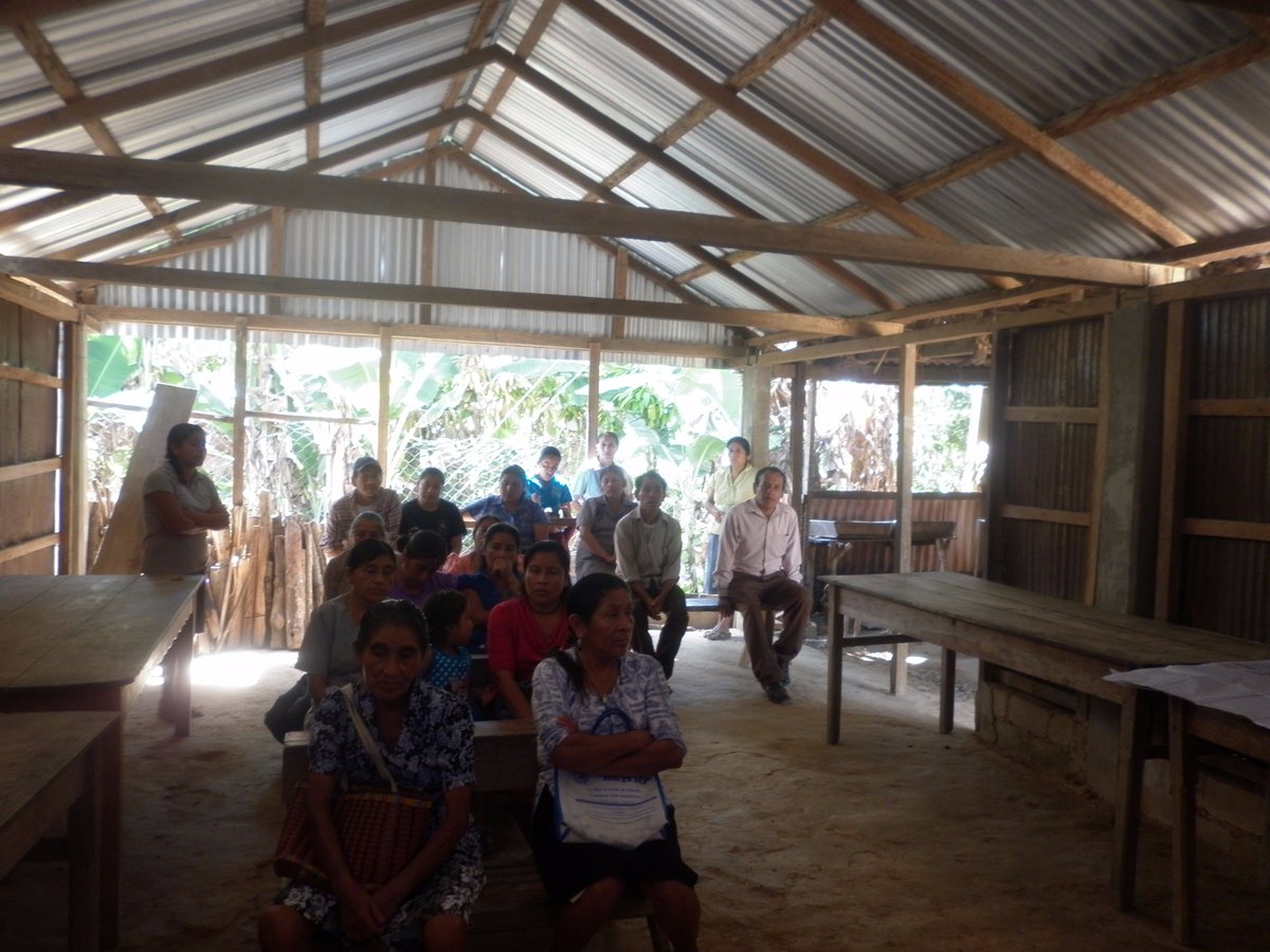 IcafseS's tweet photo. Taller de Equidad de Genero en la localidad de Cerro Cantor en el mpio. San Agustín Loxicha. https://t.co/nF2m5k3PQl