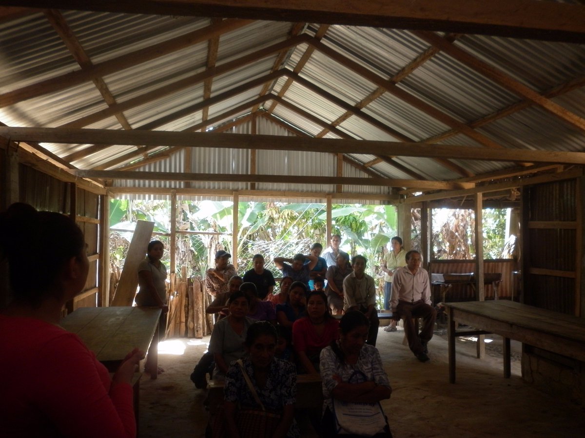 IcafseS's tweet photo. Taller de Equidad de Genero en la localidad de Cerro Cantor en el mpio. San Agustín Loxicha. https://t.co/nF2m5k3PQl