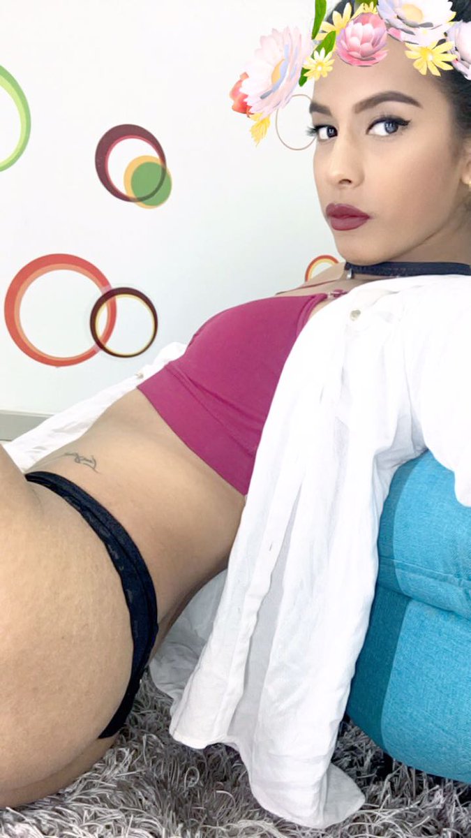 kendrasmithts22's tweet photo. Come see me on @chaturbate right now!
#online now
https://t.co/E2Bcy2896m
@chaturbate  @CamAngelz  @CamChatOn  
#porn #naked
#blowjob #wet https://t.co/OiYvCu6yuV