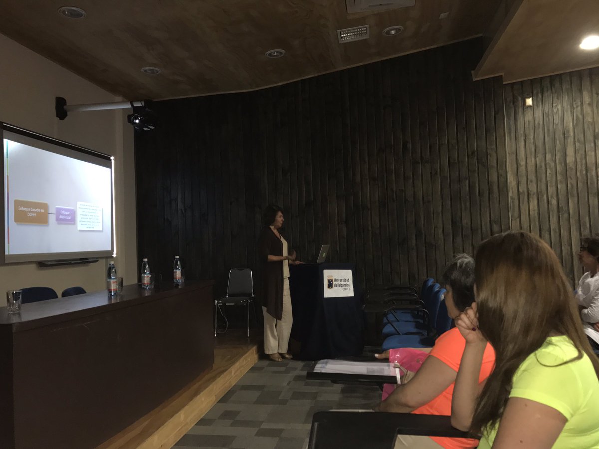 UVInclusiva's tweet photo. Ajustes razonables en un aula diversa, exposición de la Jornada Institucional de Inclusión @uvalpochile @Senadis_Valpo @SEREMI_EDUC_V https://t.co/qT6601y7je
