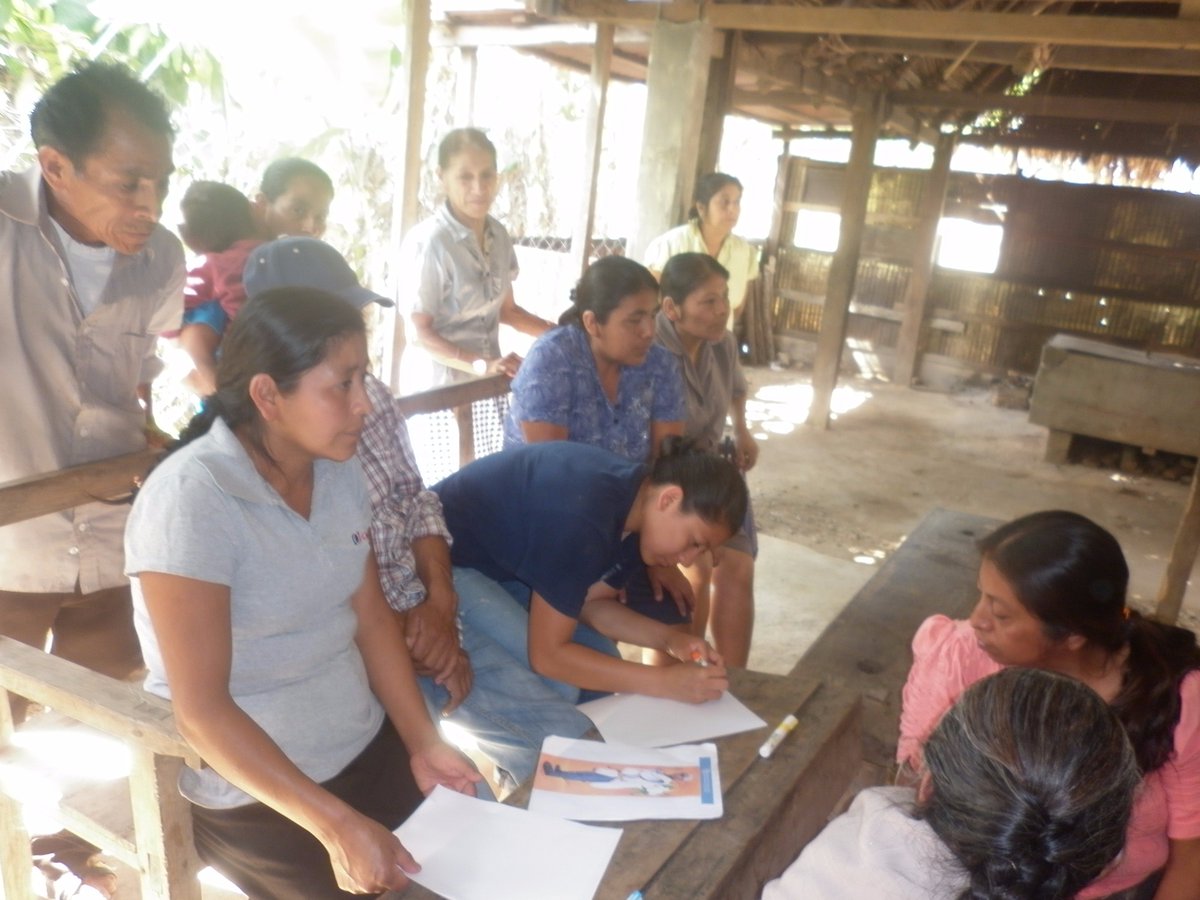 IcafseS's tweet photo. Taller de equidad de género Región Loxicha. https://t.co/ApknzYXcaL