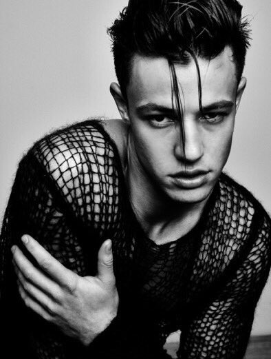 CameronDallasPy's tweet image. Me estas matando lentamente. 
@camerondallas ❤️