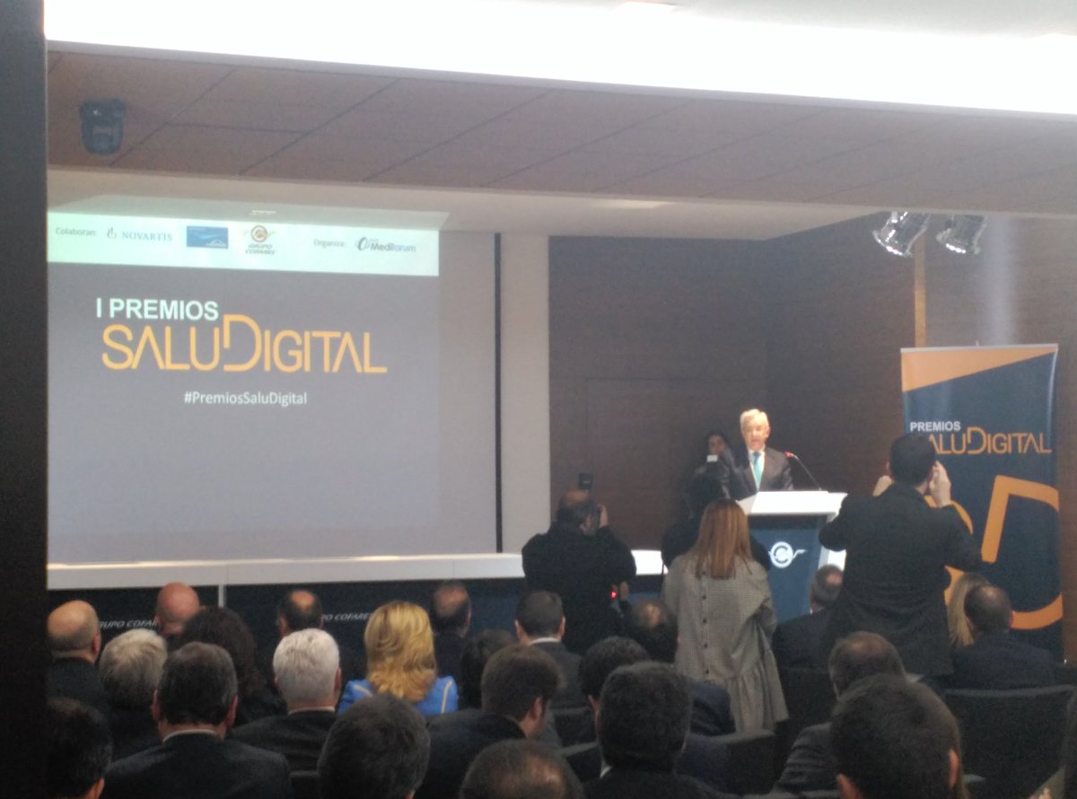 AngelyEspinola's tweet photo. El consejero de Sanidad de Madrid @jsanchezmartos: "Tecnificación de la Sanidad sí, pero con humanización". #PremiosSaluDigital https://t.co/oIa6BOxsja