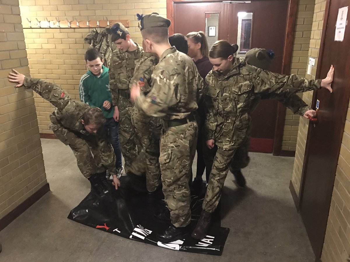7scots_rsm's tweet photo. 40 of @1hldrsacf being mentally challenged in #Elgin @7SCOTS great fun being had by all #ThisIsBelonging @hrfca @Fighting51st https://t.co/spmXJmhFsO