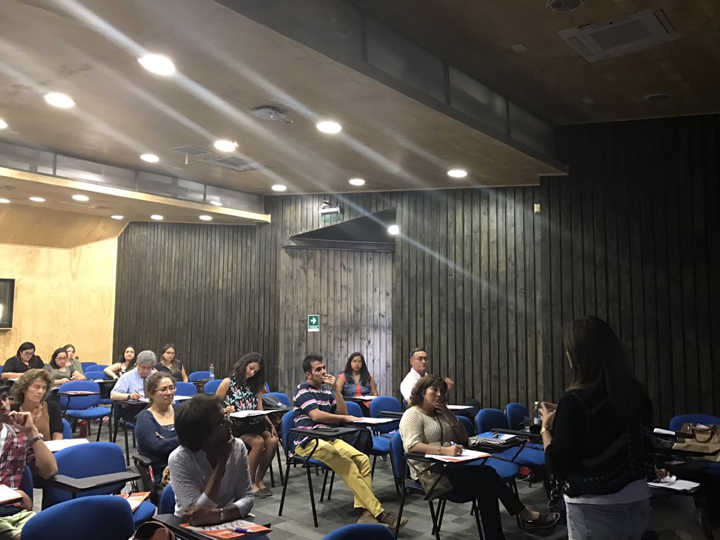 UVInclusiva's tweet photo. Exposición de Teletón en Jornada Institucional de Inclusión @uvalpochile @udedaeuv @teleton https://t.co/pFH2bDZEK6