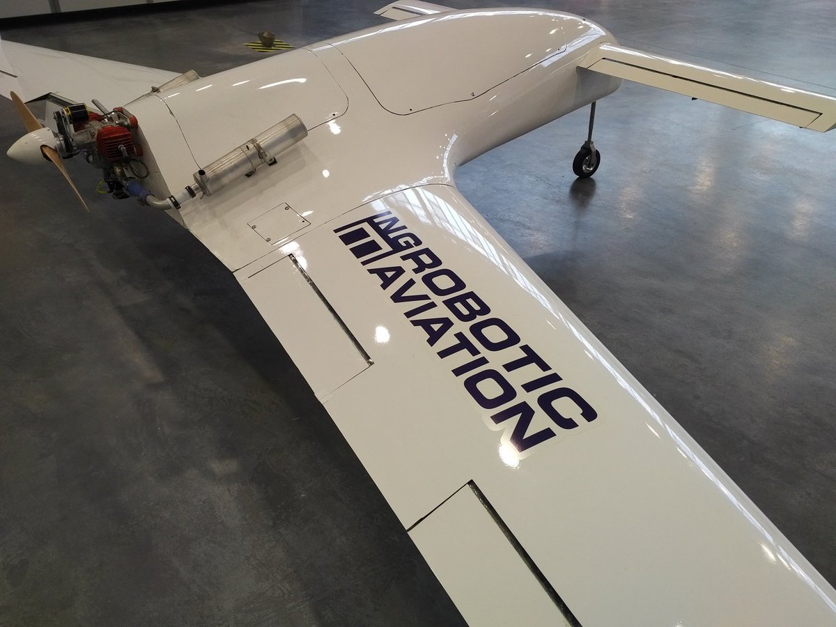 I visited CCPV at #FanshaweCollege today and look what I found! <a href="/INGRobotic_CEO/">Ian Glenn</a> #workingtogether