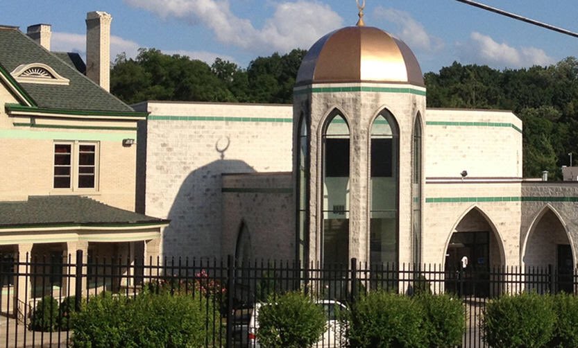 AmyMek's tweet photo. ALERT‼️Ohio mosque (jihad training center) vows to harbor illegals! 

https://t.co/cngASfn7ns #SanctuaryCities https://t.co/zvYP71hL3h