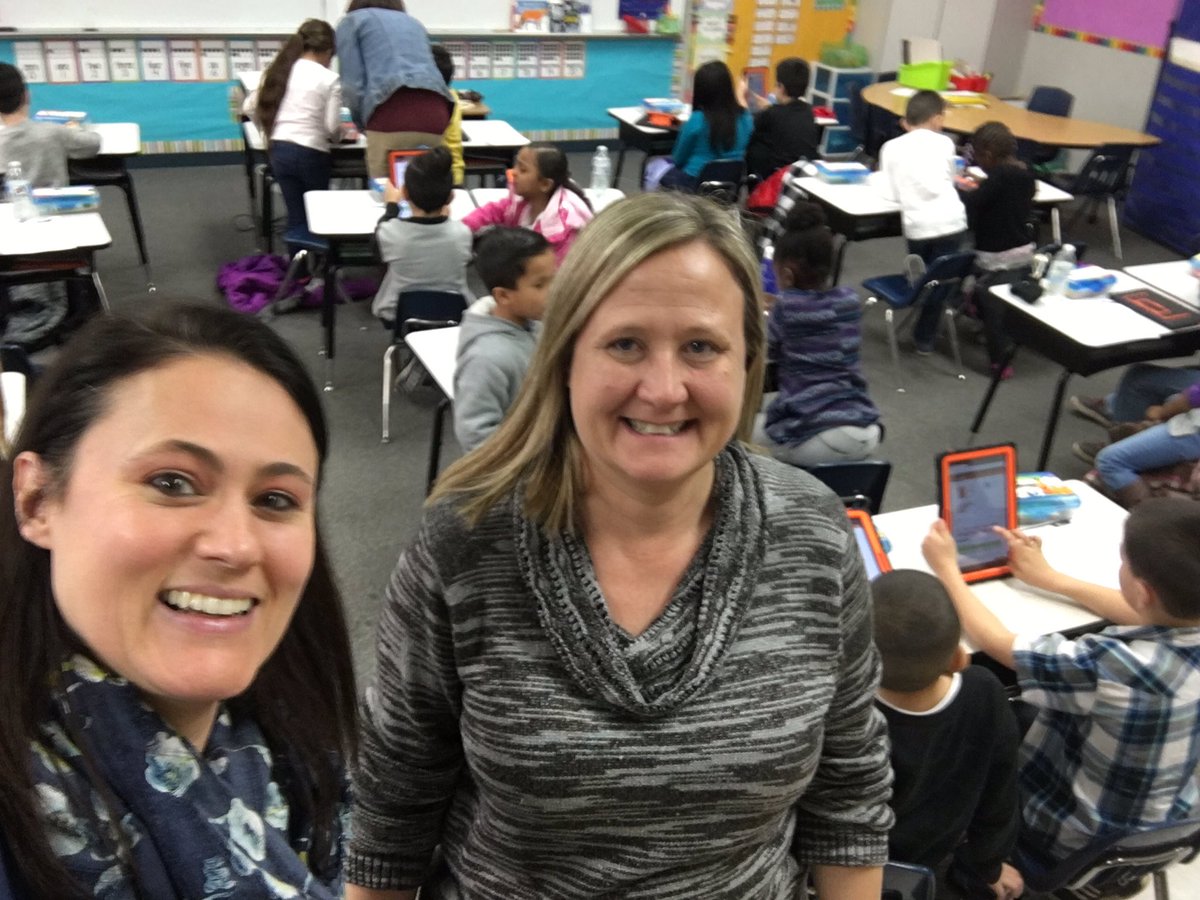 Centraltechteam's tweet photo. First graders in #CentralUnified using tech to play math games #impact https://t.co/C8yZMQdu9x