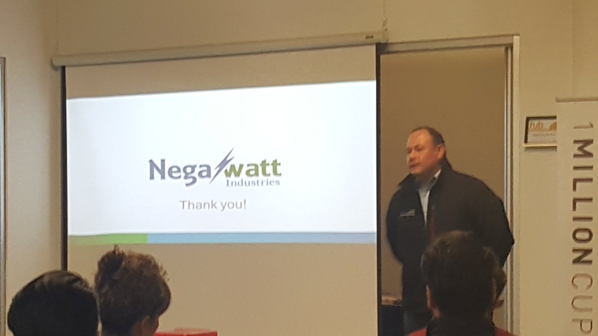 1MCElPaso's tweet photo. Thank you to today's presenters #ArturoTerrazas of #nSim https://t.co/Gy4jQscbti and #LuisLopez of #Negawatt https://t.co/ld59ezTzkG https://t.co/o1LaftFX4h