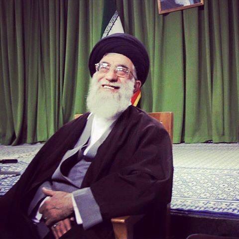 #On4ve12 Gülüşüne kurban Rehberim <a href="/alihamaney/">Seyyid Ali Hamaney</a>