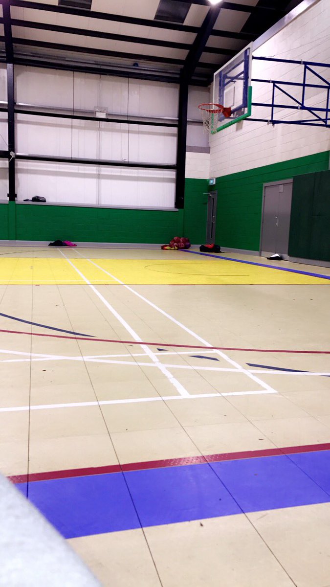 MeaganDunne's tweet photo. When your too sick 😷to play but still show up 💪🏻👭👭👭🏀🏀🏀
#MyAgame #lssjointhetalent 
@lifestylesports @LSS_ManorWest https://t.co/oVPPG60nsn