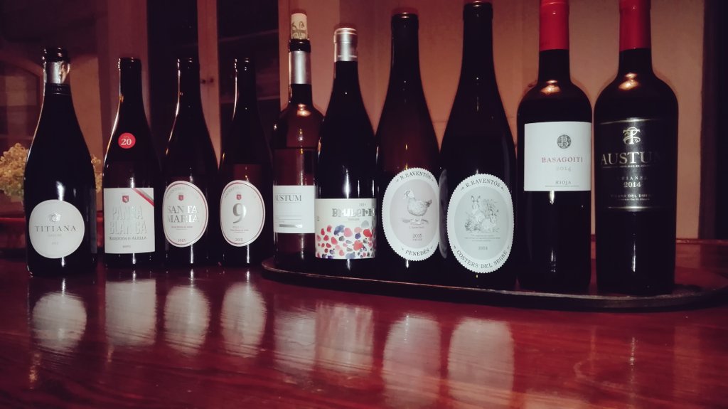 QuimGleva's tweet photo. Bona feina, bona feina #algulhadefer donant a coneixer a @segonsmercat la nostra feina feta #winelover #tastatast #glevafamily https://t.co/tZ8TvMZxzs
