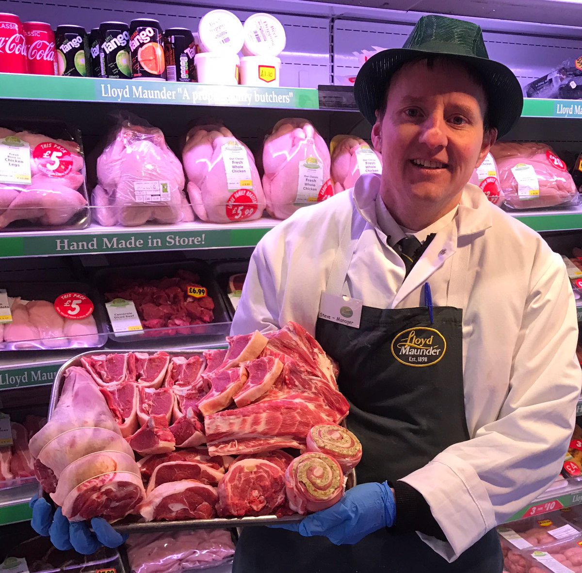 **SPECIAL OFFER** half a lamb for just £45! Hurry whilst stocks last. Use your #LoyaltyCard and save even more! #Exmouth #DevonHour