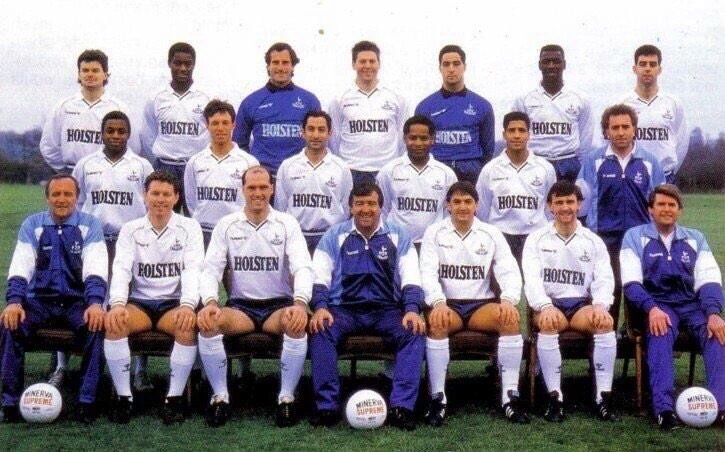 📷Tottenham Hotspur wear White and Blue. Holsten and Hummel 1987-88.