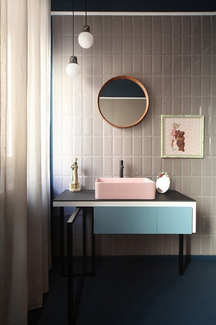 #color #light #bathroom #design tinyurl.com/zxozjhn