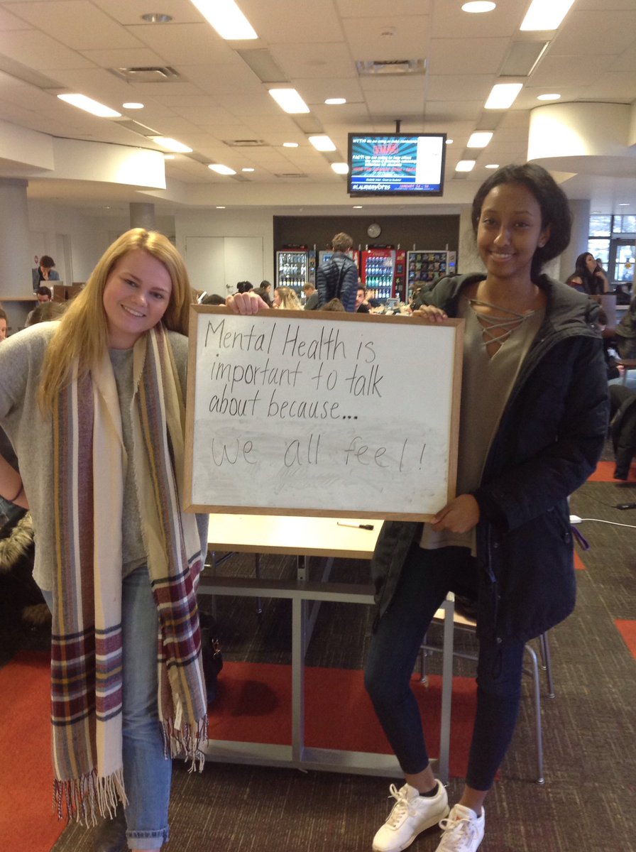 PeerConnectWLU's tweet photo. @maryamaregawi @_alisonreid #BellLetsTalk https://t.co/HrxqBCRM92