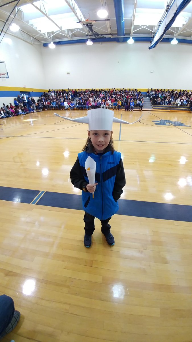 ckennedync's tweet photo. Winter sports pep rally fun! @SMS_Vikings #LDBMore #VikingItAndLikingIt https://t.co/lSqpmOuYCP