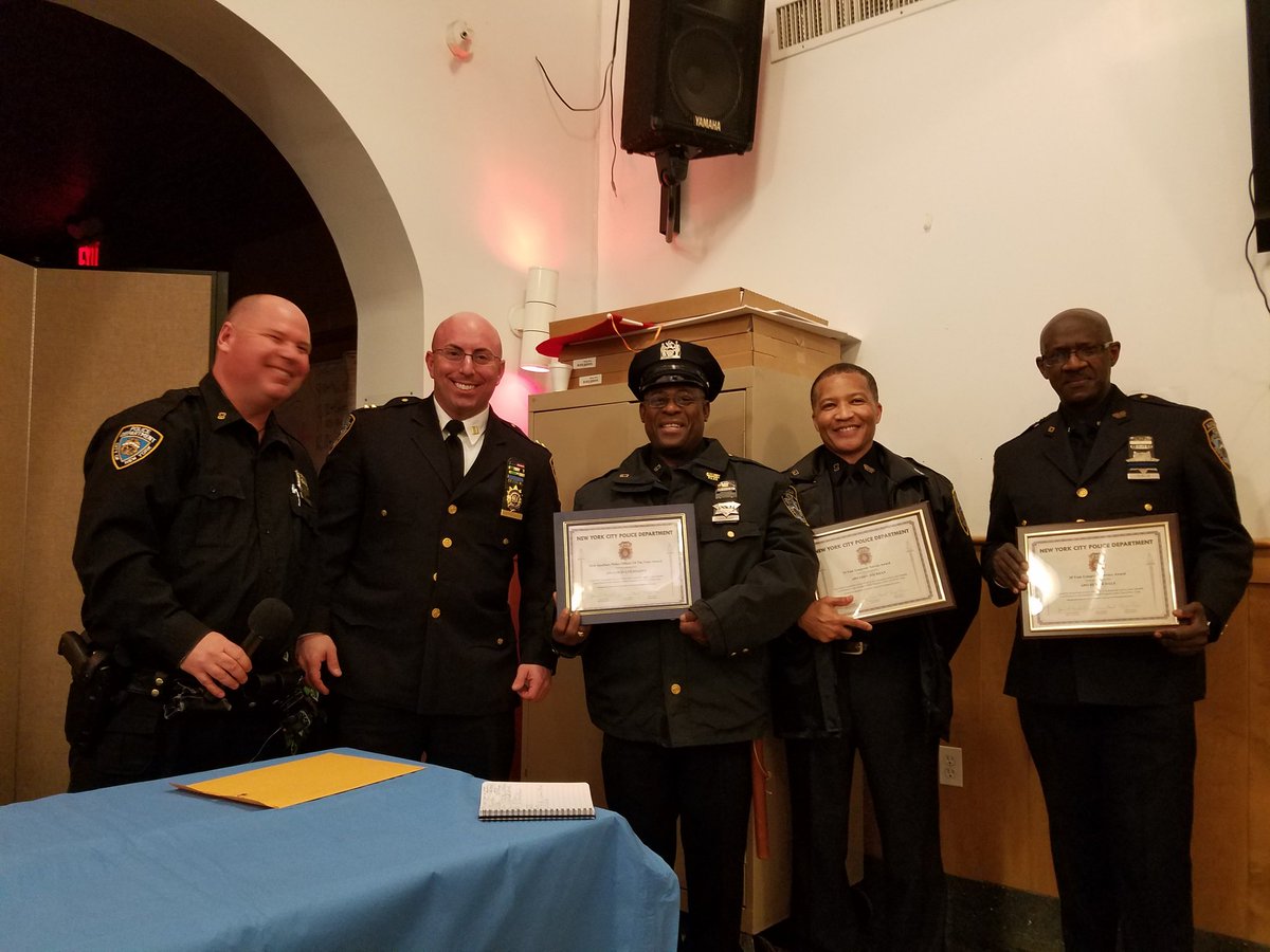 NYPD63Pct's tweet photo. #63Precinct @NYPDauxiliary Awards to three well deserved officers @MillenniumDev
We thank all of our #Auxiliary Officers for their service https://t.co/RbBSGp8Vlt