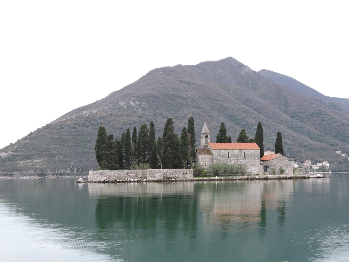 ashbelle0220's tweet photo. Our Lady of the Rocks #gate1travel #gate1contest17 #montenegro https://t.co/5saTR6UJhn