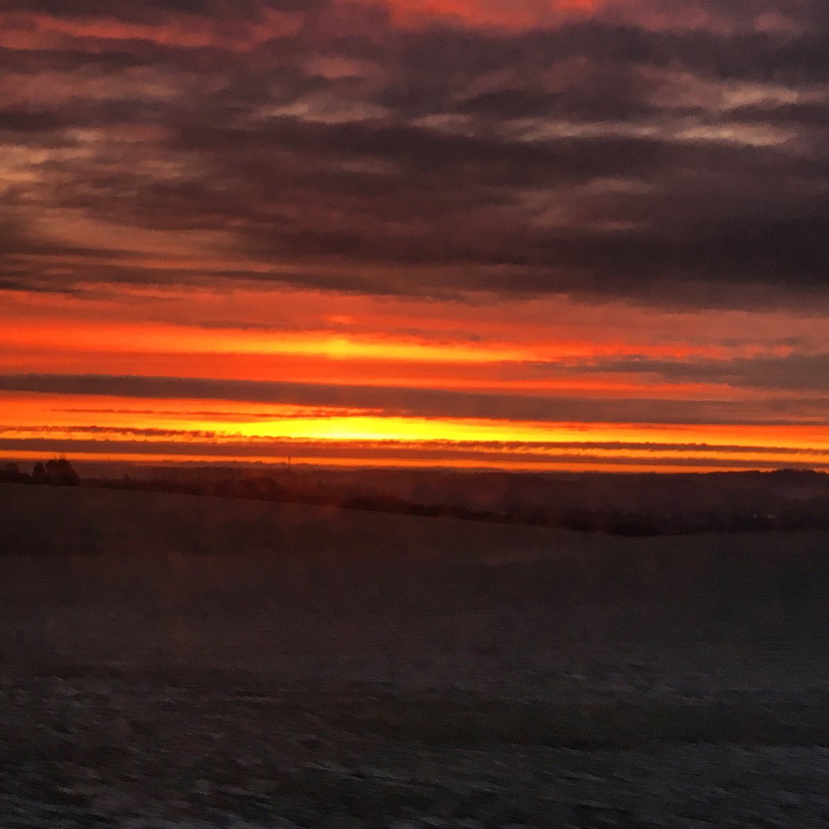 EduZapata76's tweet photo. #sunrise#skanderborg#denmark#nature#beautiful https://t.co/XnPMGrg8TQ