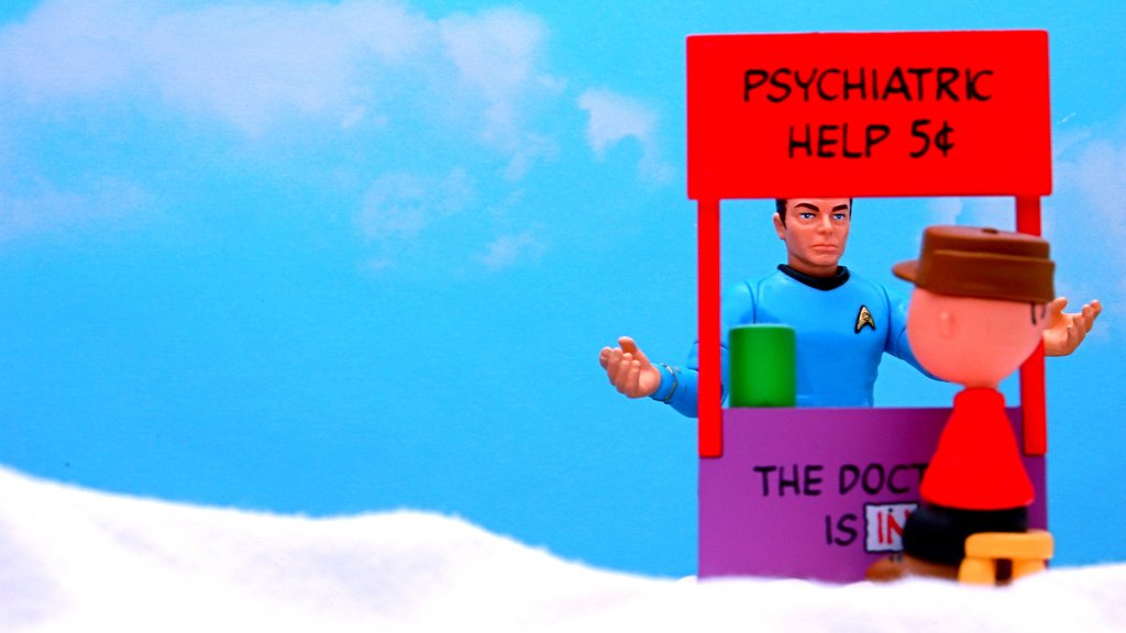 lifehacker's tweet image. If you see a therapist, go during the morning (or when you're at your peak) to get the most out of your sessions: lifehac.kr/iLkTGJ1