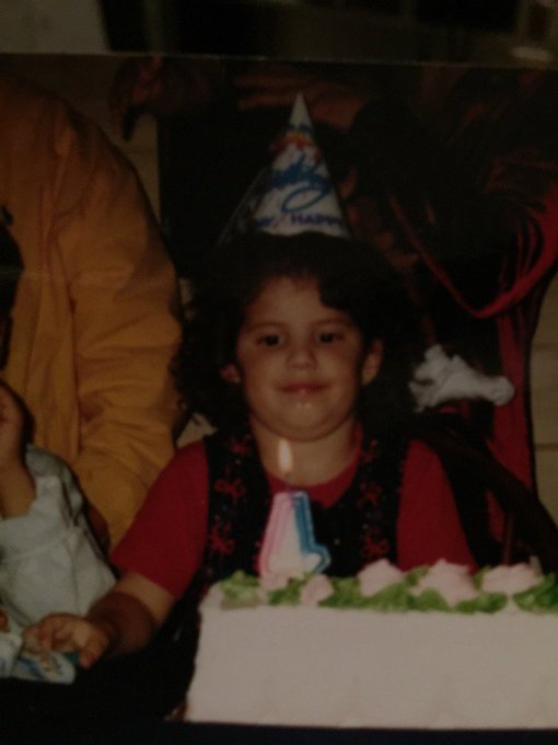 When you don't know how to act when people are singing you happy birthday https://t.co/M27FqpbBiG