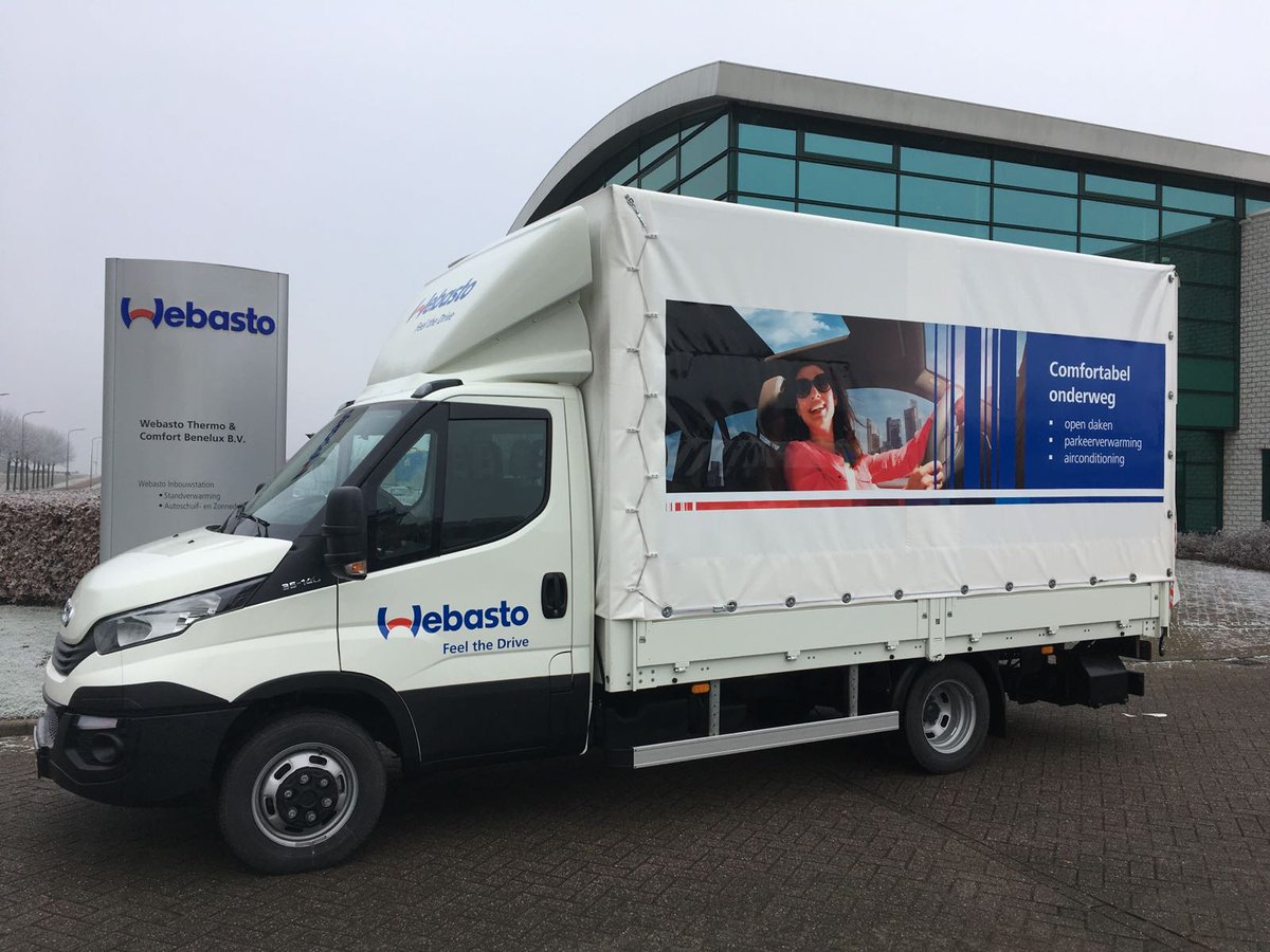 VinkeRoel's tweet image. Iveco Daily type 35C15 met schuifzeilen opbouw afgeleverd aan Webasto uit Kampen.