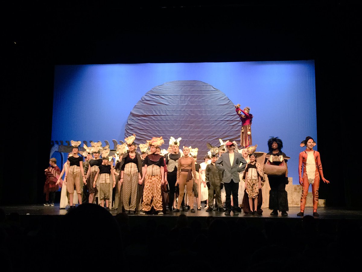MsCarruthers5s's tweet image. This afternoon we saw The Lion King put on by @LakelandRidge drama students. Great job! #3and4C #wbfnews #eipsstudents #singinganddancing
