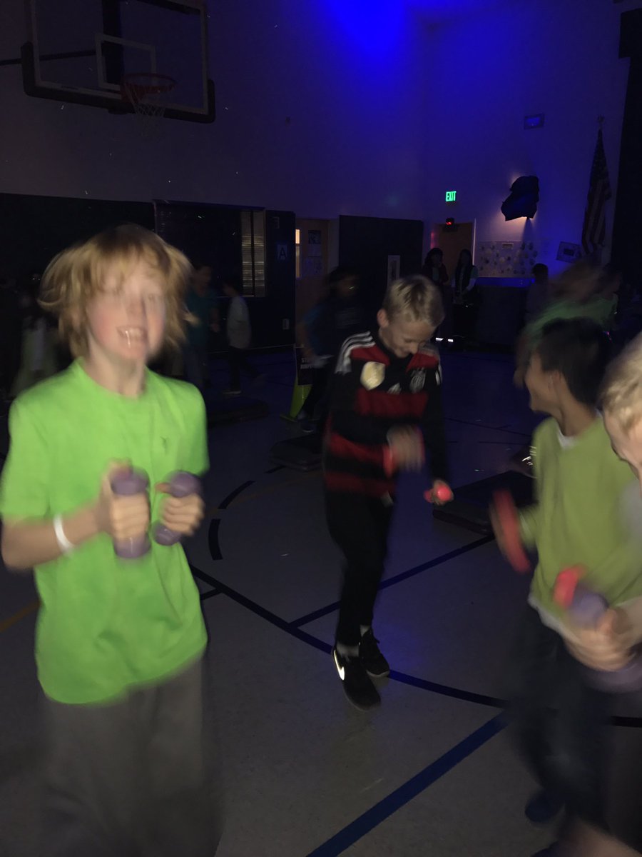 slopezDC's tweet photo. Brain break while being motivated through Sami's Circuit! #rcsdchampions @rcsdDC https://t.co/JUZt7F10Ov