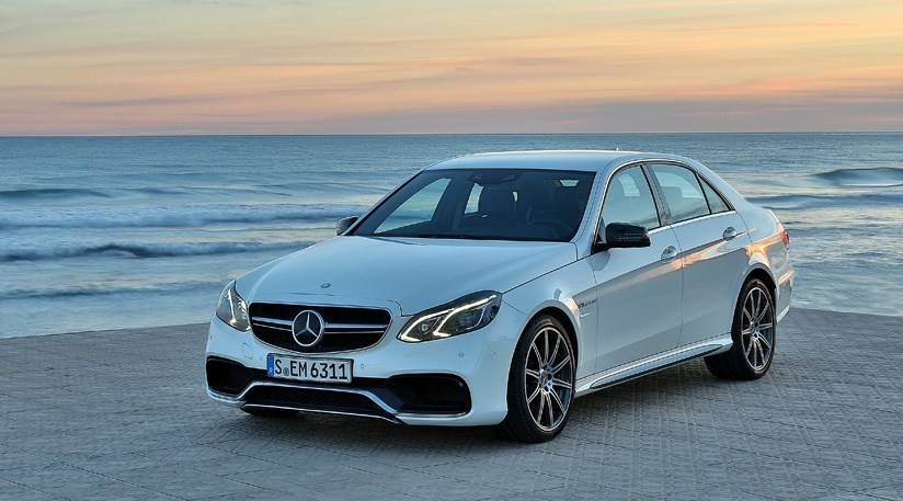 Deal of the week Mercedes E-Class from £318 pcm Inc vat. Limited build slots available for March delivery. Click now ow.ly/IOUa308m7mP