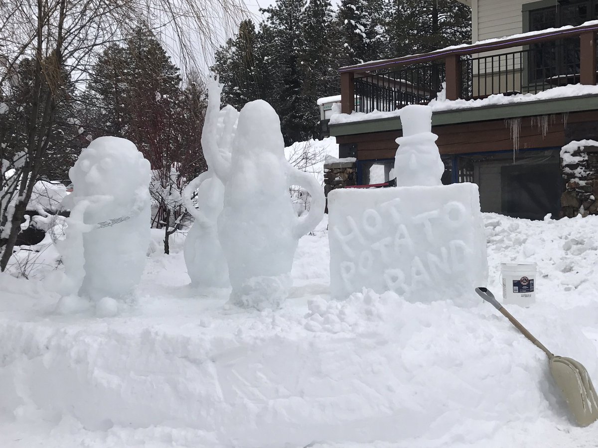 Grab your snowboots &amp; get to #McCall! Winter carnival kicks off this wknd and snow sculptures are going up! #visitidaho #forthewinter