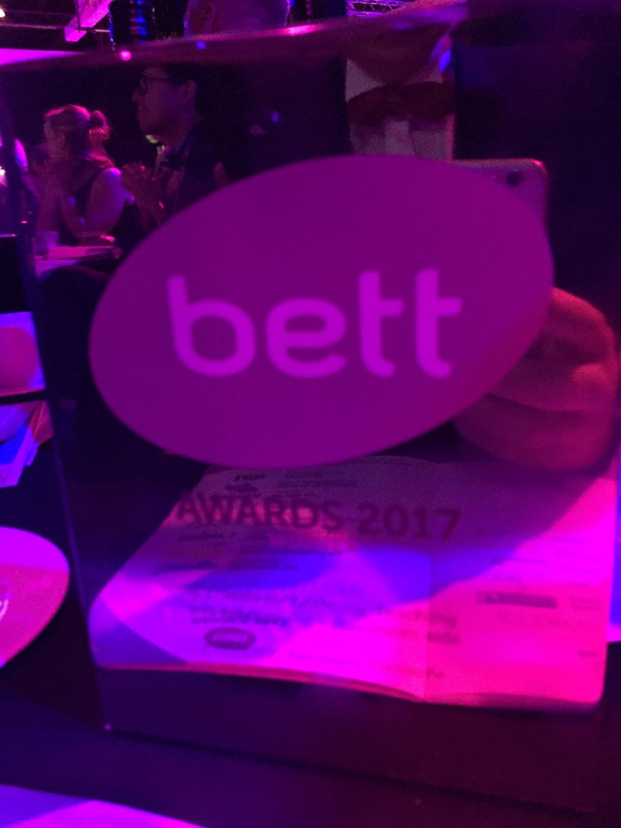 Danny_j2e's tweet photo. WE WON!!!!!! https://t.co/3rWikdiLdv