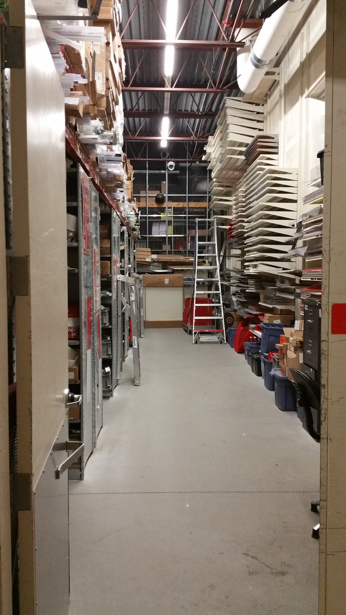 PresTL1069's tweet photo. Thank you to my incredible Plano team for spending the afternoon with me cleaning the fixture room! #T1069 @domcolosimo @kpirrung93 https://t.co/4LRVUN9ZyL