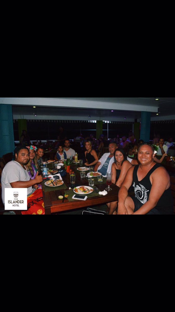 Ringsta1's tweet photo. As it is, as it shud be #Fun #PinaColadas and #MoonlightDancing in #Rarotonga https://t.co/DElJIPyeh2