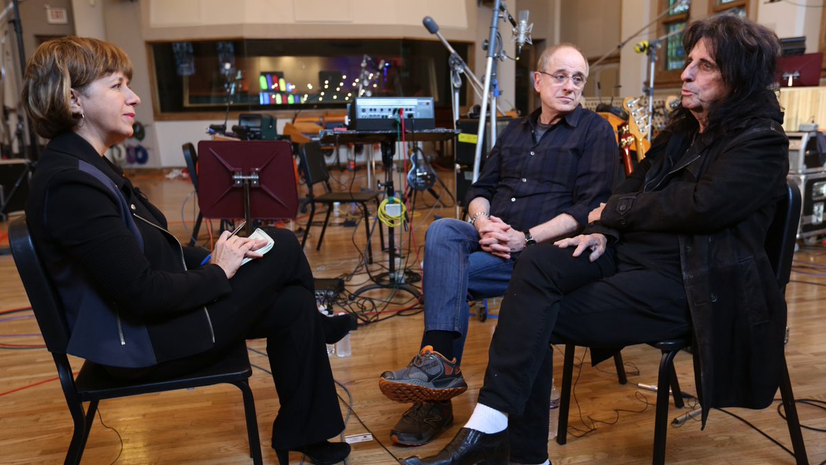 Avis_Favaro's tweet image. Tonight @RealAliceCooper and producer Bob Ezrin on addictions &amp;amp; #mentalhealth  @CTVNationalNews with @LisaLaFlammeCTV #BellLetsTalk @LizTV