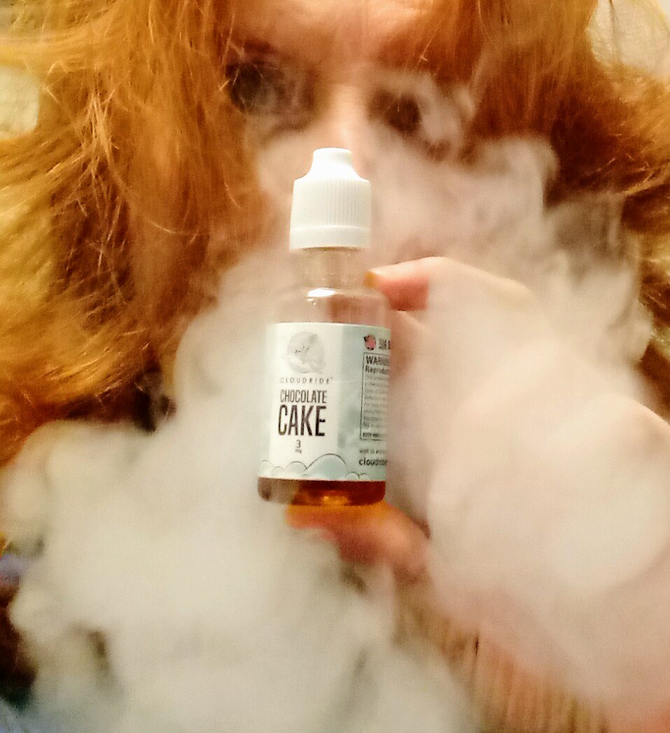 RockyTopABlaze1's tweet photo. ABlazing Vape of the Day: Chocolate Cake #Cloudride https://t.co/bm0OYu9Xxt