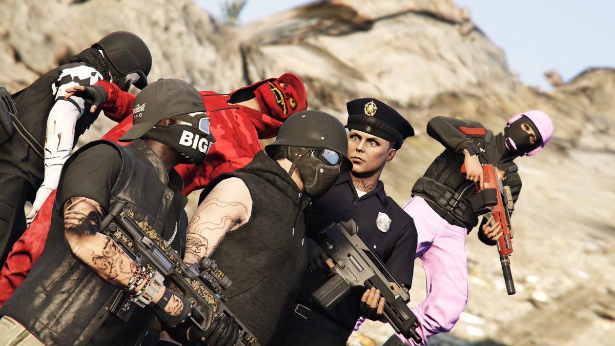 INIKIATHEKINGXX's tweet photo. Helpin' out the crew take out a stream trash talker! π @RockstarGames #RockstarGames #RockstarEditor #ImportExportDLC https://t.co/wkdjeqVLr1