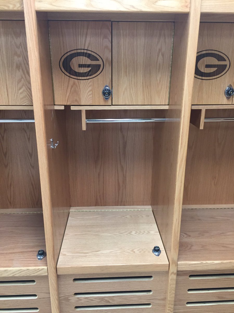 EFND_Baseball's tweet photo. Just gonna leave these right here so you can drool...#newclubhouse #varsityonly #EFND https://t.co/ZTHlf8iZTk