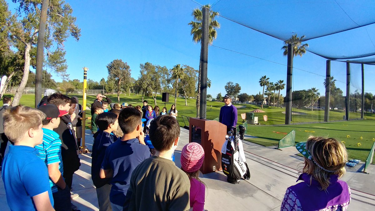 LGonzalez_20's tweet photo. @WellsFargo proud to support @TheFirstTee and its community programs. Thank you @Morgan_Hoffmann for supporting #sandiego youth https://t.co/wNr9jMcrX4