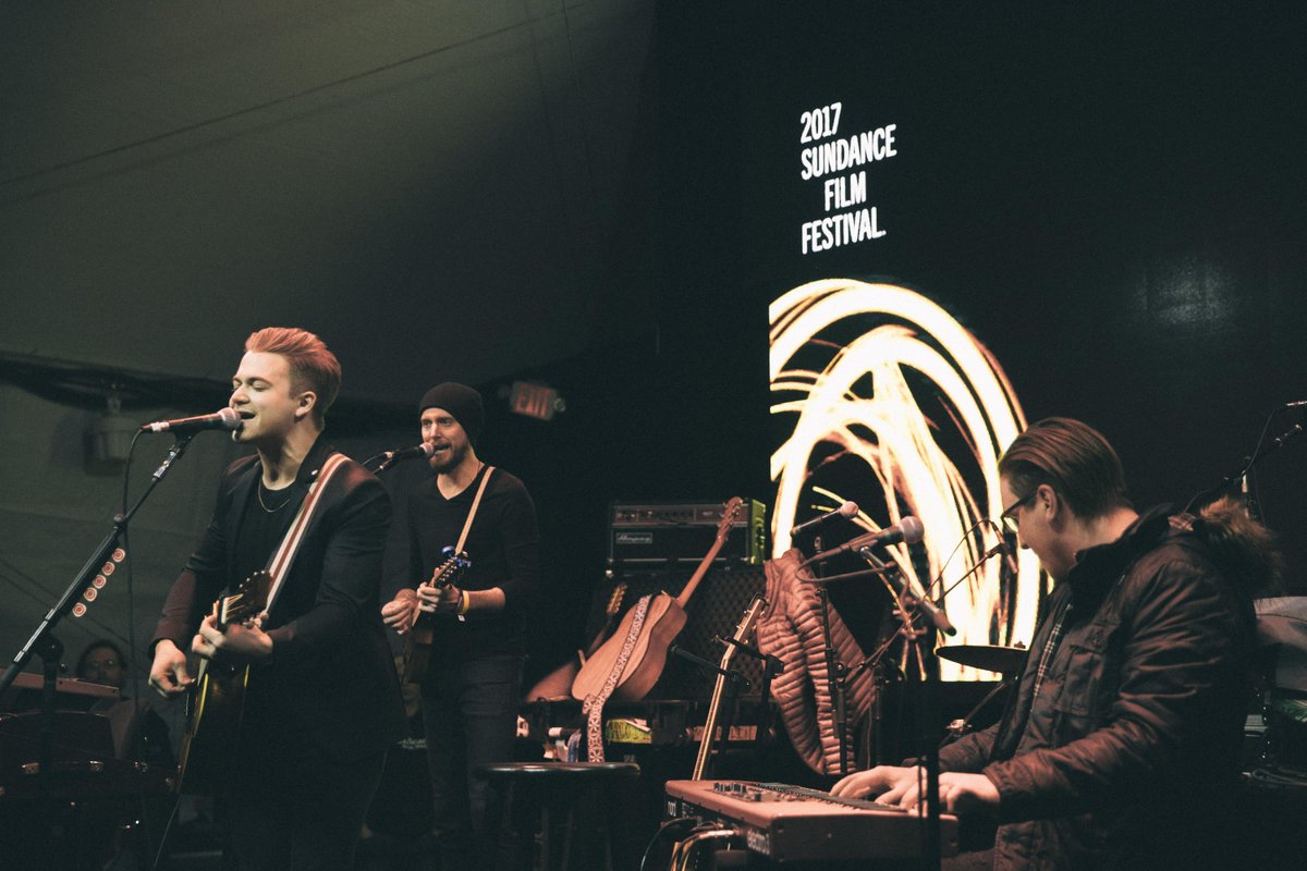 HunterHayes's tweet photo. #SUNDANCE! What an awesome weekend! So blessed to be among so many creative people in such a beautiful place.
📷: Spencer C. Amonwatvorakul https://t.co/xtLzdQO2KL