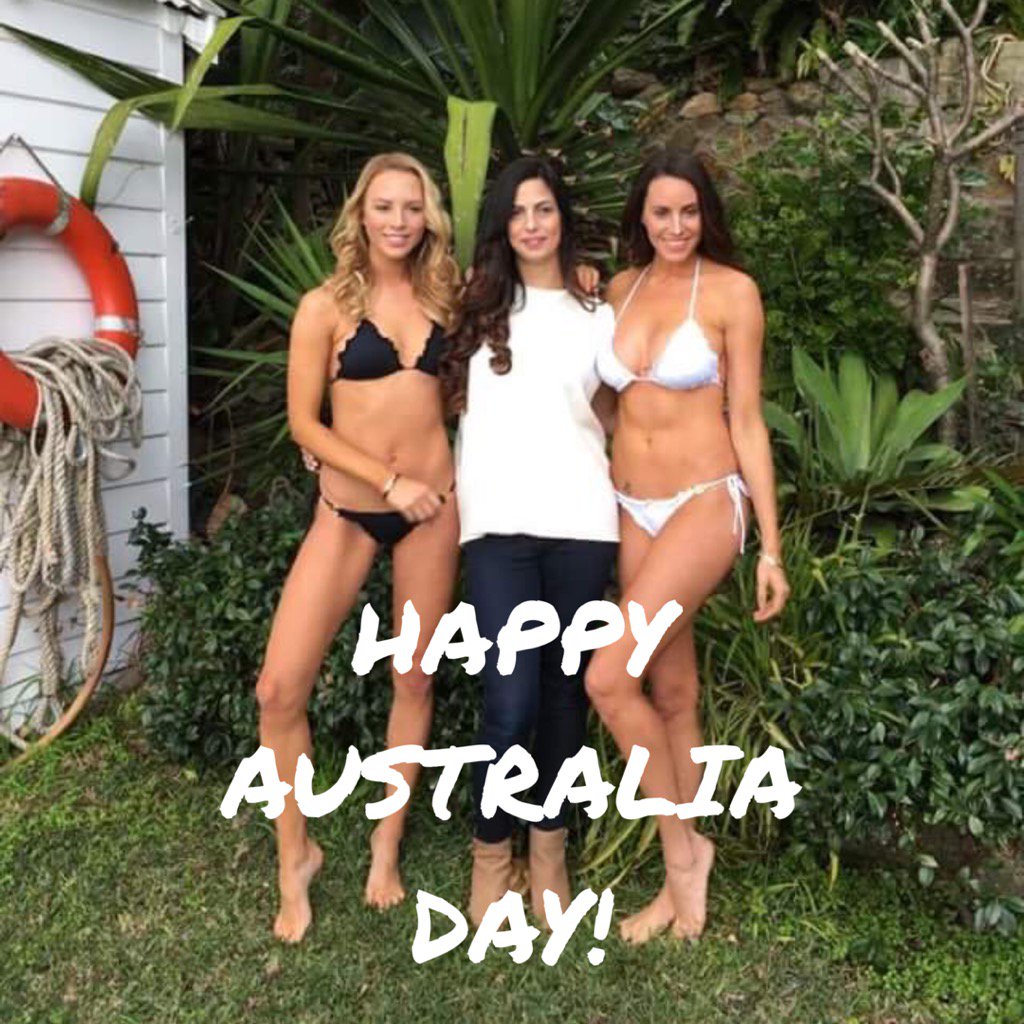 StyelleBikinis's tweet photo. Use code AUSSIE for 20% off and #styelleyoursummer ππ¦πΊβοΈπ @lyndlkean @charys_with_love @LaurenKVickers https://t.co/J1TKEB9LQx