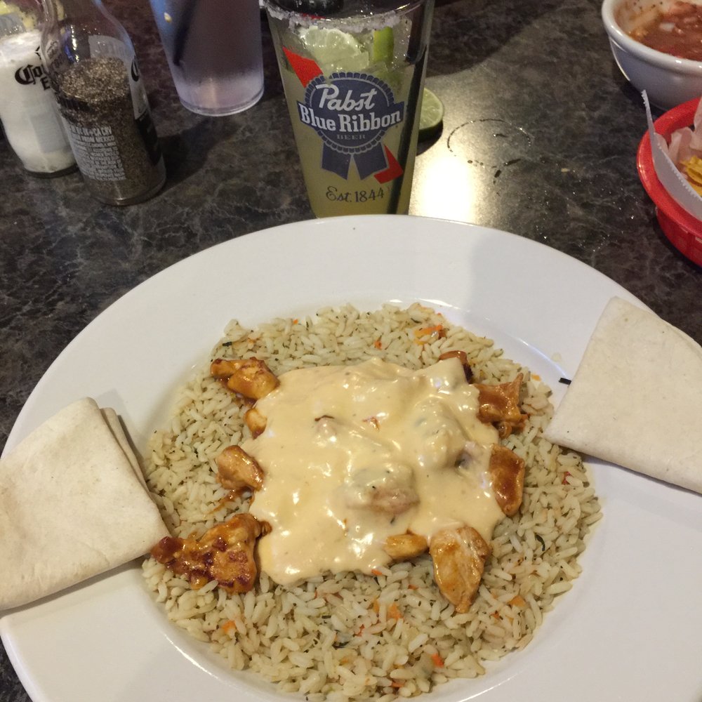 BethMalony's tweet photo. Put that queso in my face-o @OFBRaleigh @getStealz https://t.co/Y235CpT9jl