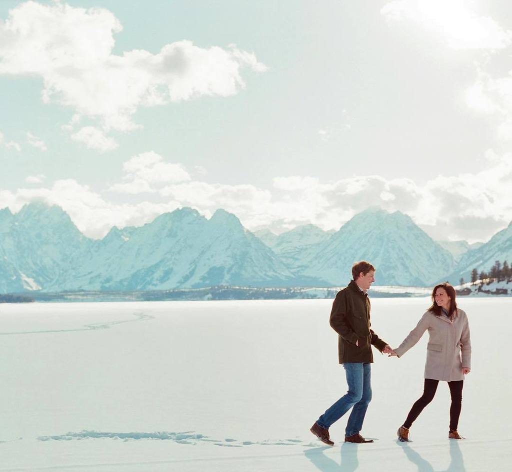 TSGJacksonHole's tweet photo. ENGAGED || Any engagement shoot with Ashley is going to be 👌🏼. Shooting on film is so dreamy and magical, but those… https://t.co/DUzFhH5EUw
