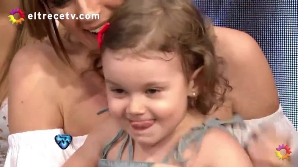 livingwithpitt's tweet photo. Yo viendo las fotos nuevas de Peter https://t.co/Nxa3Y1I1HI