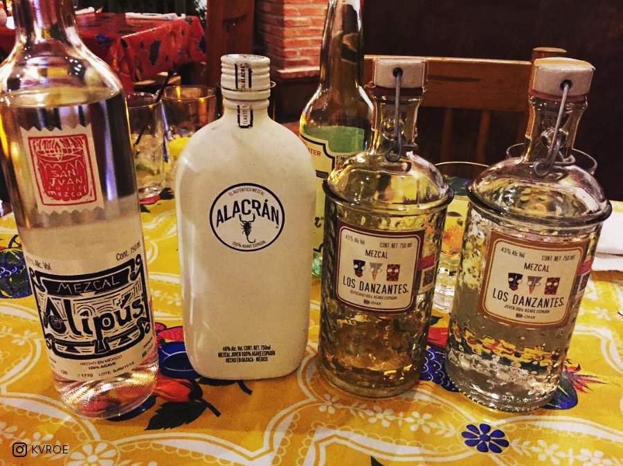 elarrayanpv's tweet photo. #MiOmbligoEntreSemanaPide Mezcal ... #mexico #puertovallarta #becausewednesday #mezcal https://t.co/adVq5Kqtks