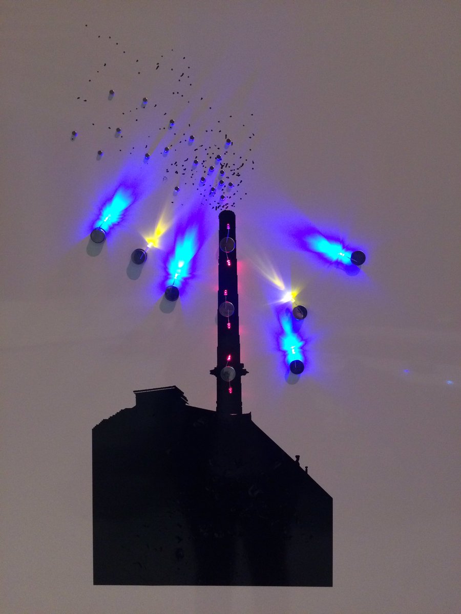 ninakennychase's tweet photo. Mini #LED lights making #HackTheGrid prototypes possible @cmoa @cmucreatelab https://t.co/gqRz5qdALX